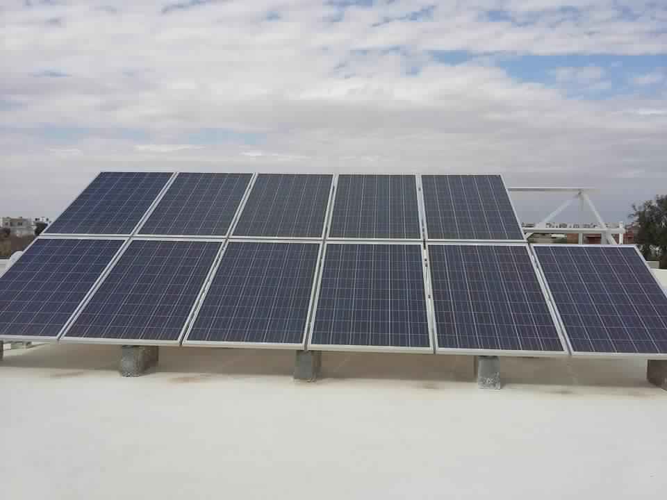 Installation photovoltaïque raccordée au réseau d’une puissance 2.75Kwc MANZEL CHAKER SFAX TUNISIE Societe SOLIDER 2