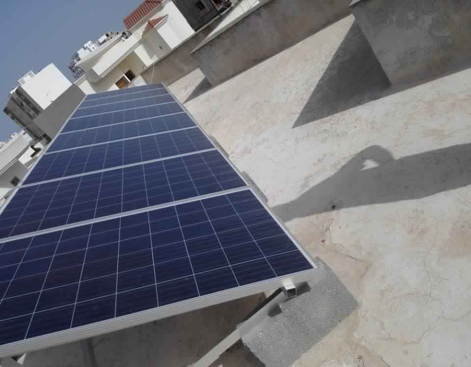 Installation photovoltaïque raccordée au réseau d’une puissance 2Kwc à route Gremda SOLIDER 3SFAX TUNISIE